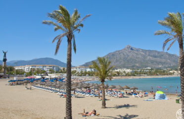 Playa de Puerto Banús